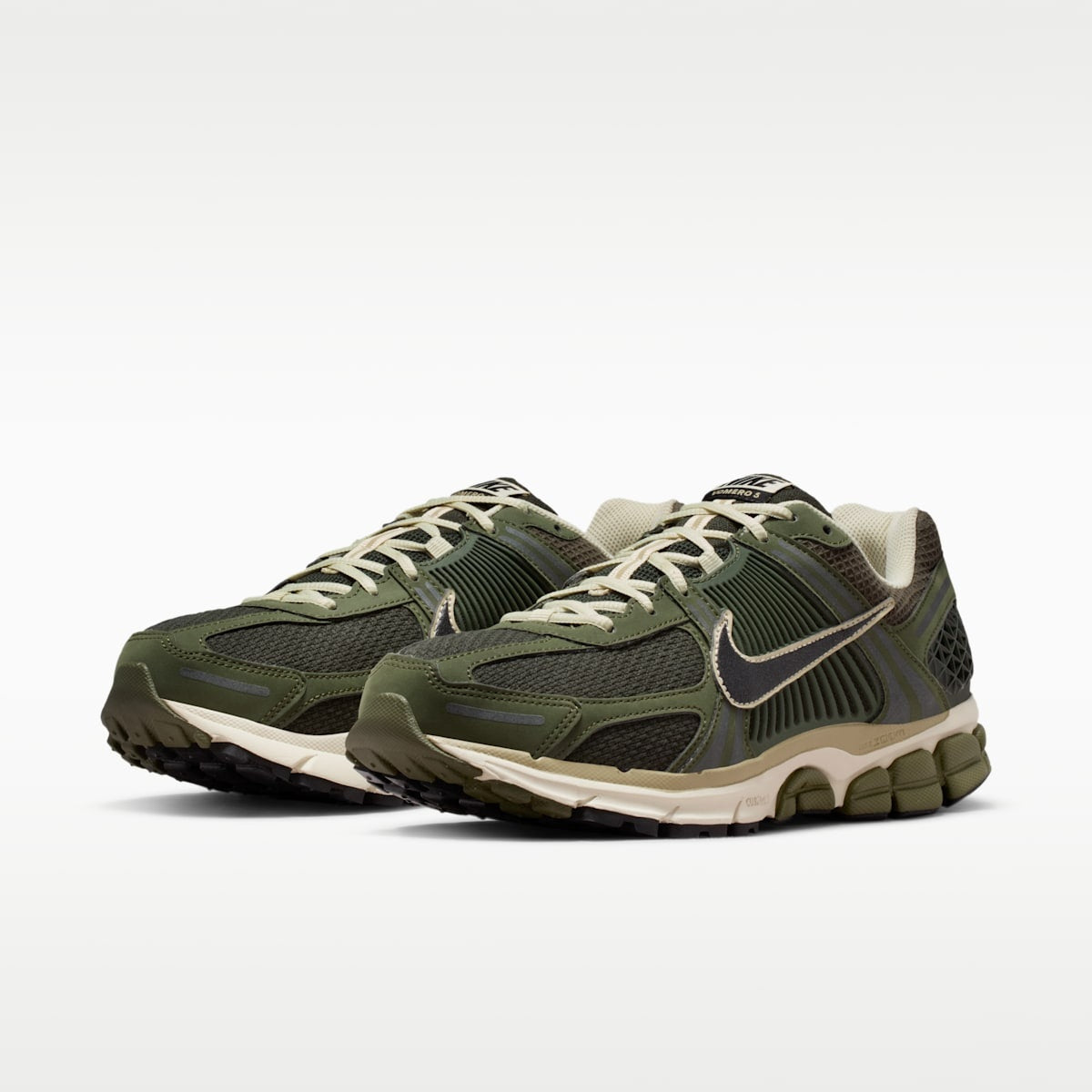 NIKE ZOOM VOMERO 5 STYLE 8