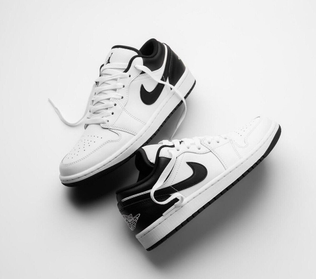 NIKE AIR JORDAN 1 LOW WHITE BLACK