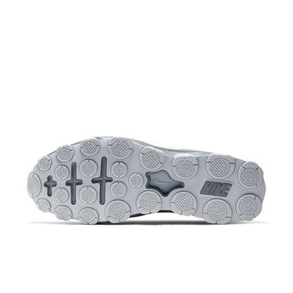 NIKE Reax 8 TR Mesh