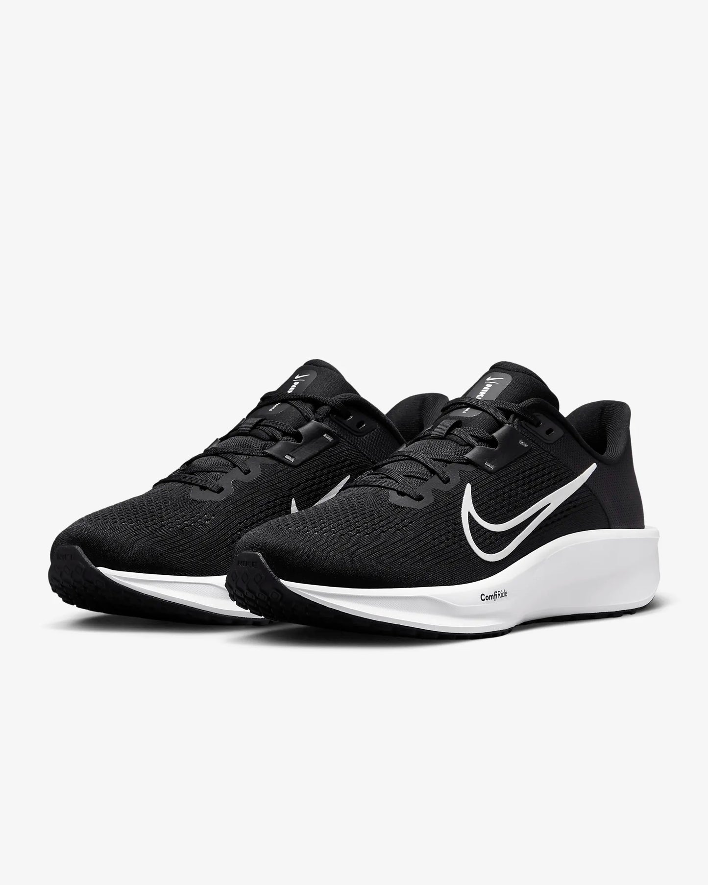 NIKE QUEST 6