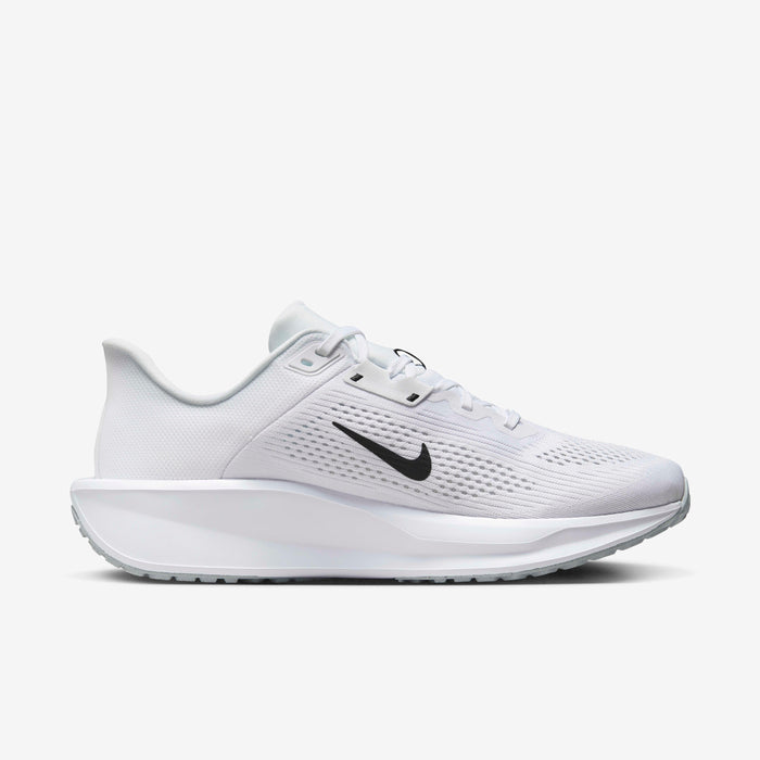 NIKE QUEST 6