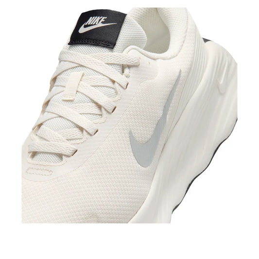 W NIKE PROMINA
