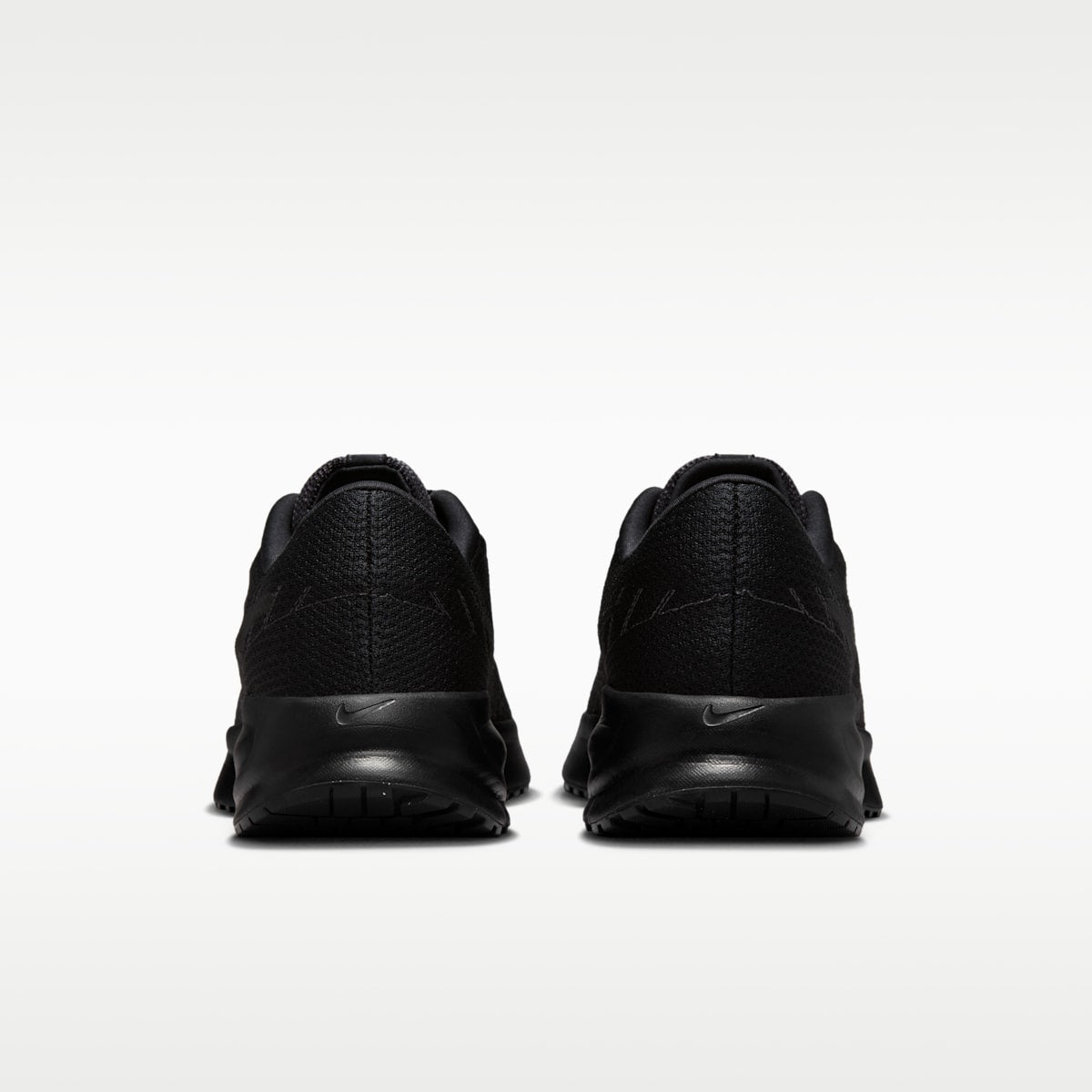 NIKE RUN DEFY 7