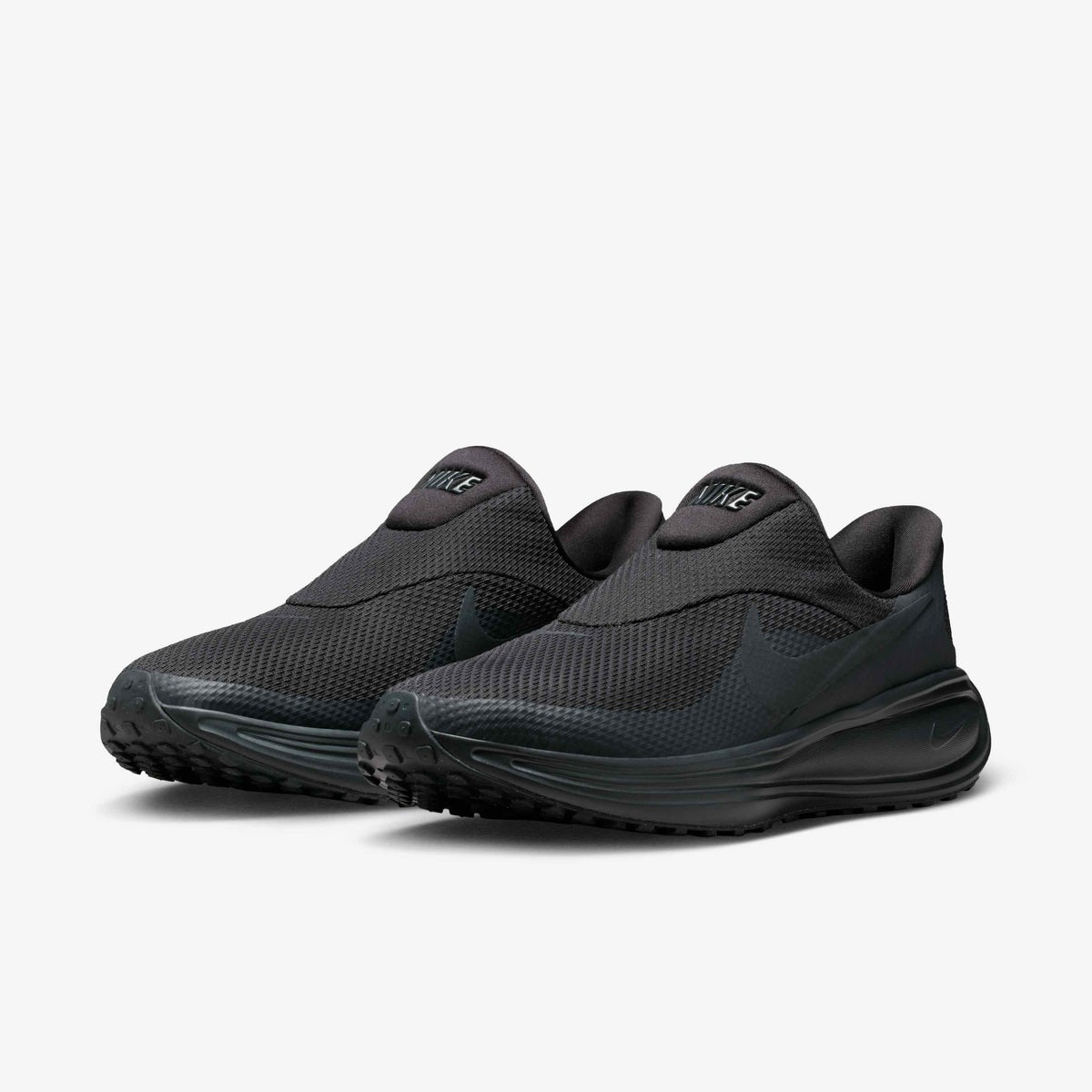 NIKE REVOLUTION 8 EASYON 7