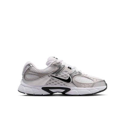 NIKE V5 RNR BG