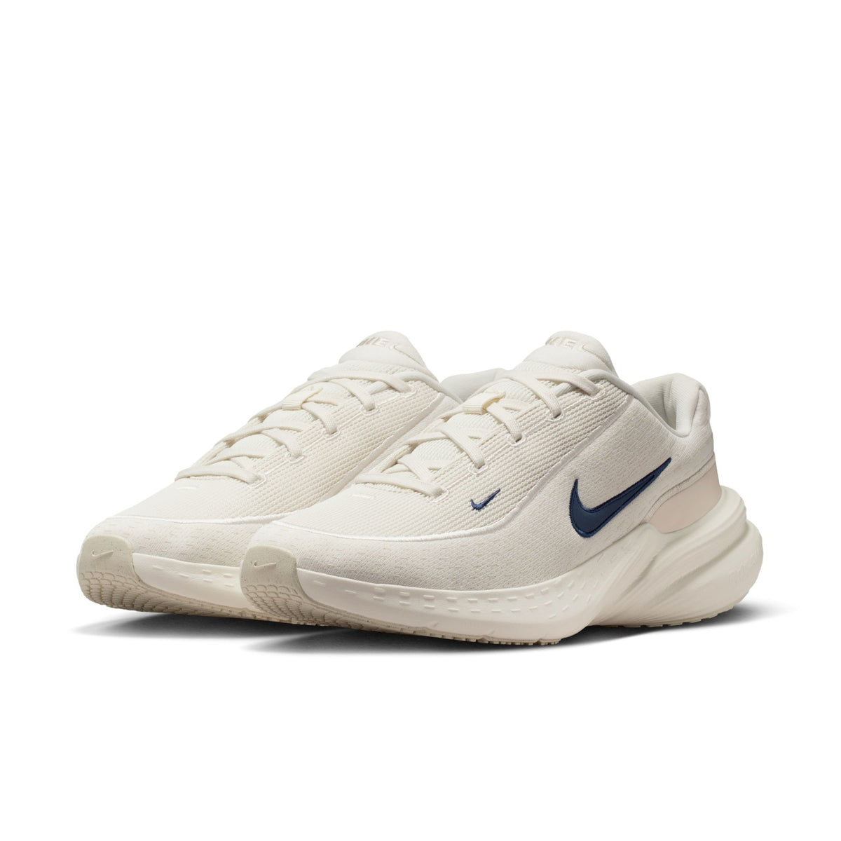 NIKE UPLIFT SC 7