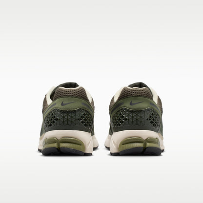 NIKE ZOOM VOMERO 5 STYLE 8